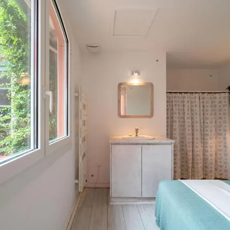 Holiday Calme Dans Le Quartier Imperial By Interhome * Biarritz