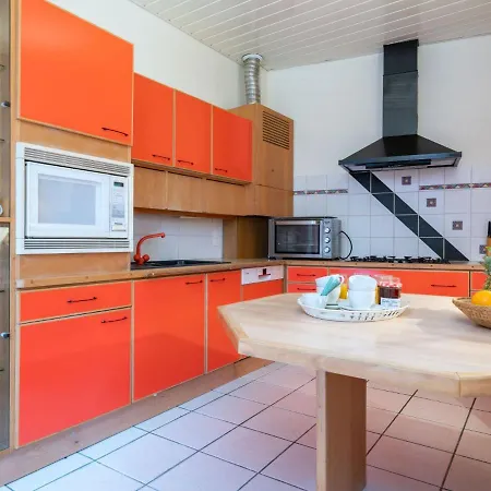 Casa de Férias Calme Dans Le Quartier Imperial By Interhome *